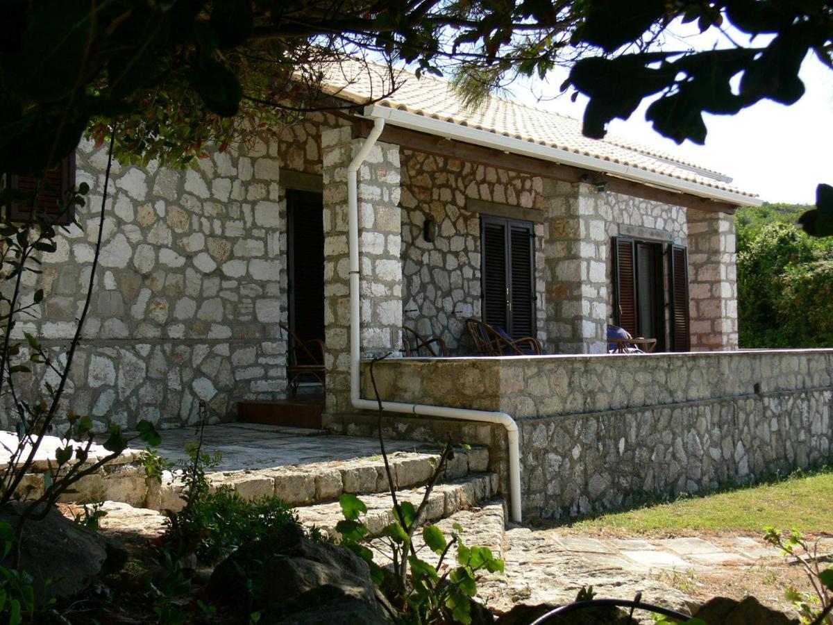 Villa Quietude Agios Stefanos Avliotes  Habitación foto