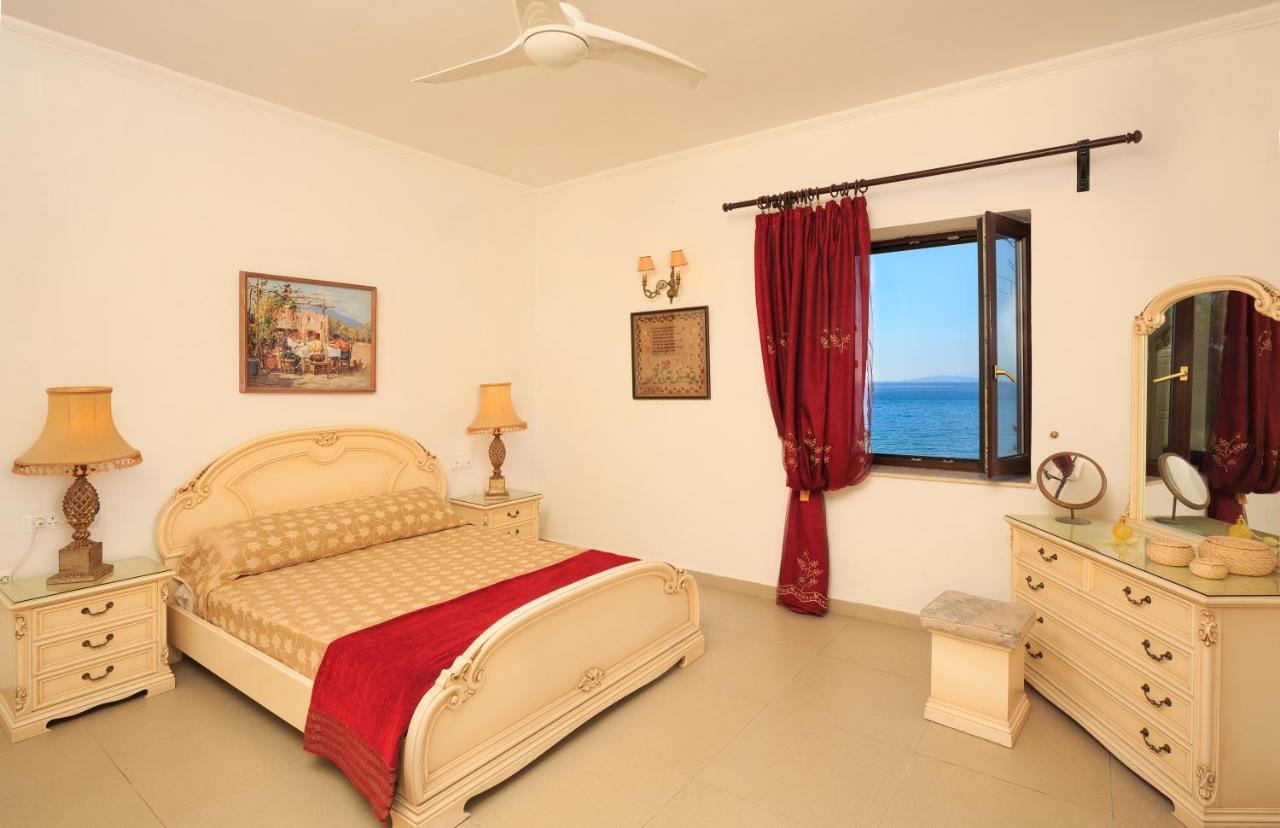 Villa Quietude Agios Stefanos Avliotes  Exterior foto