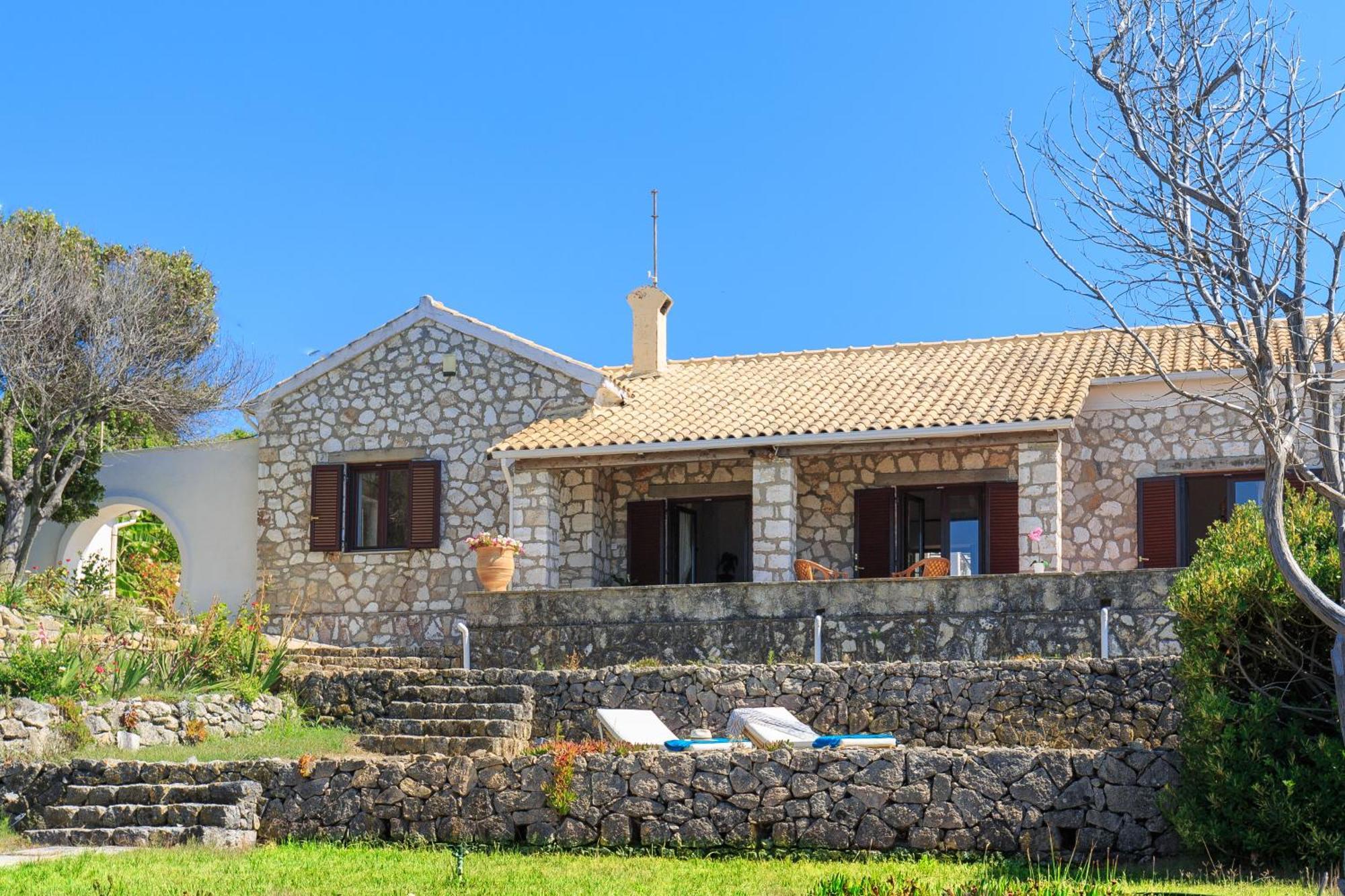 Villa Quietude Agios Stefanos Avliotes  Exterior foto